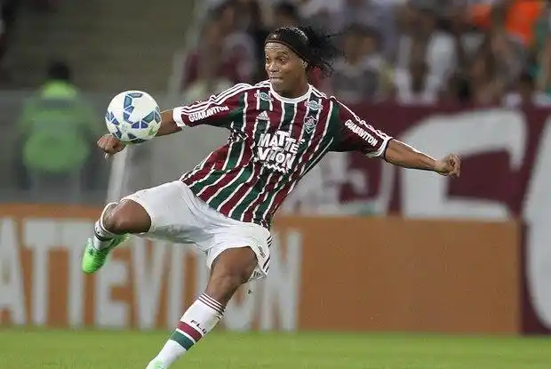 而桑纳迪与 而桑纳迪与