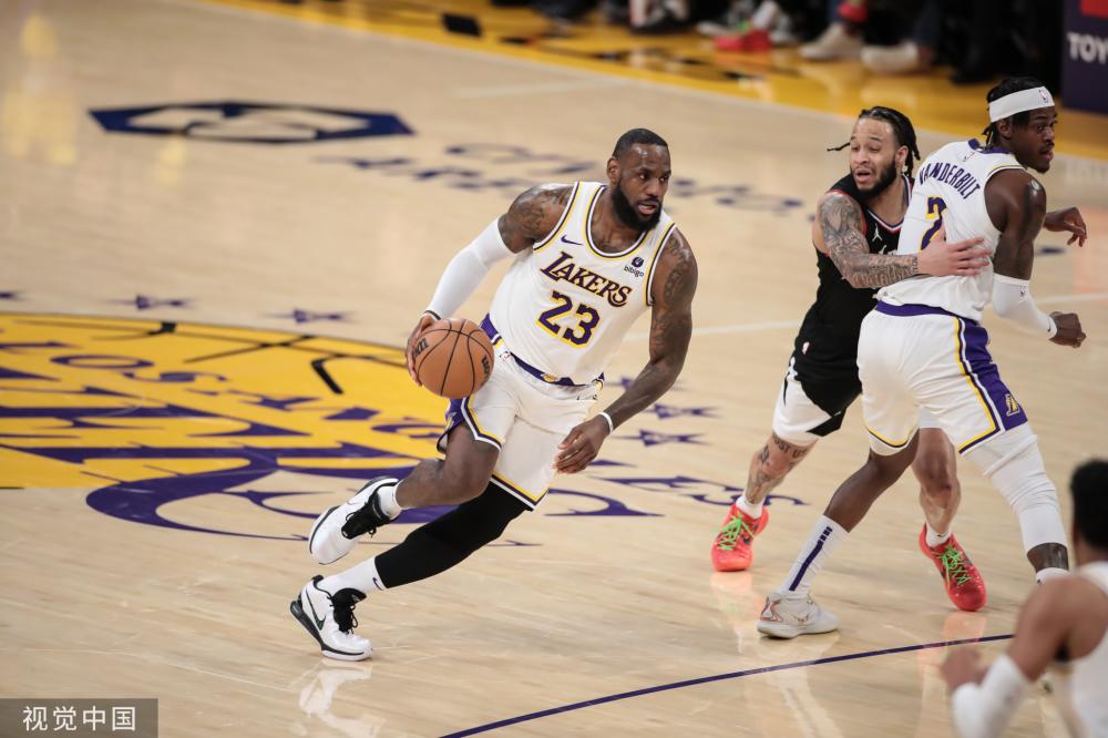 充分展现自 充分展现自