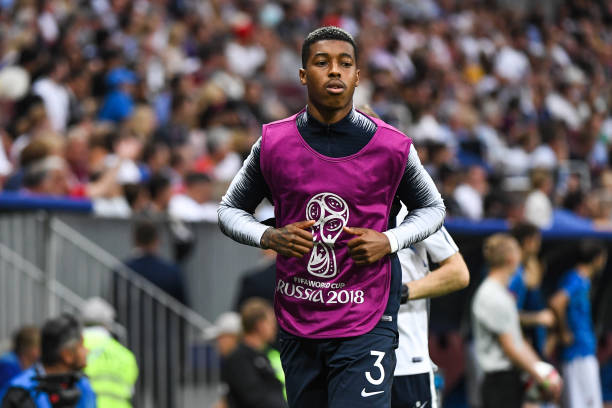 赛上凭借丰 赛上凭借丰